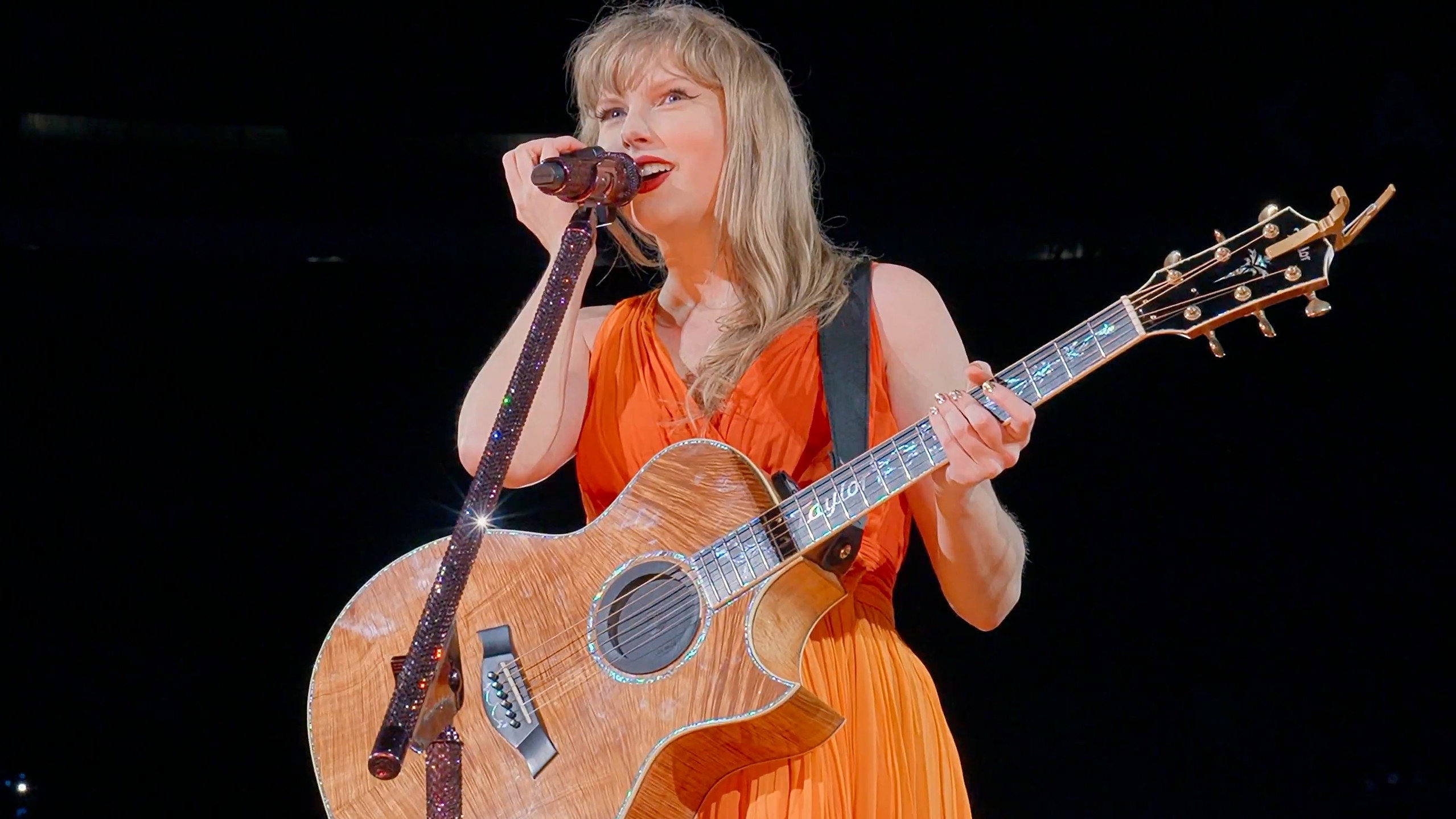 Taylor Swift: The End of an Era TV Series (2025) DVD/Blu-ray - Image 3